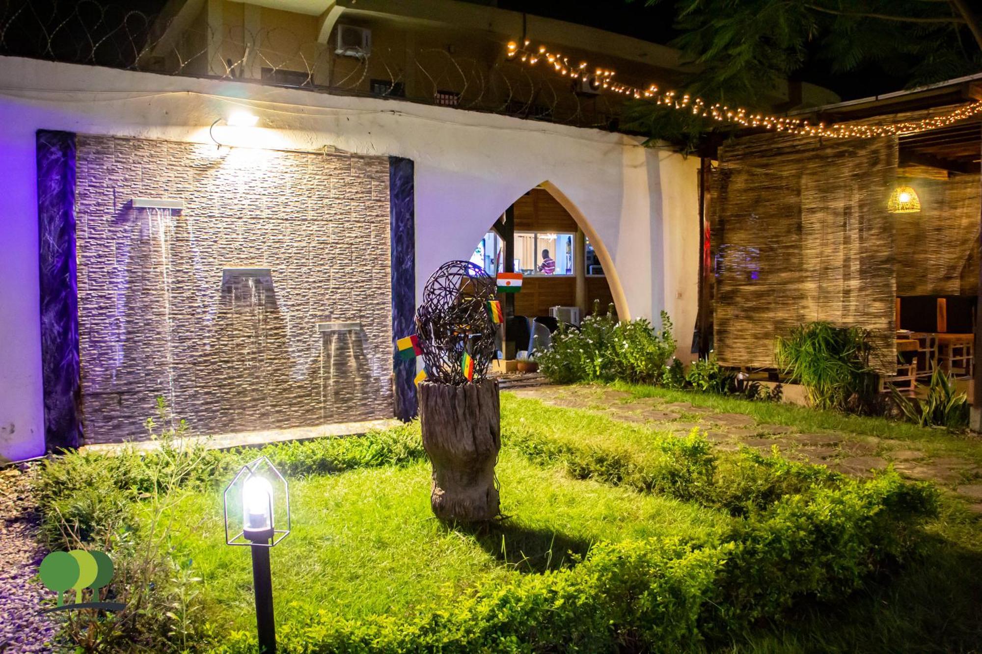 Villa De L'Integration Ouagadougou Luaran gambar